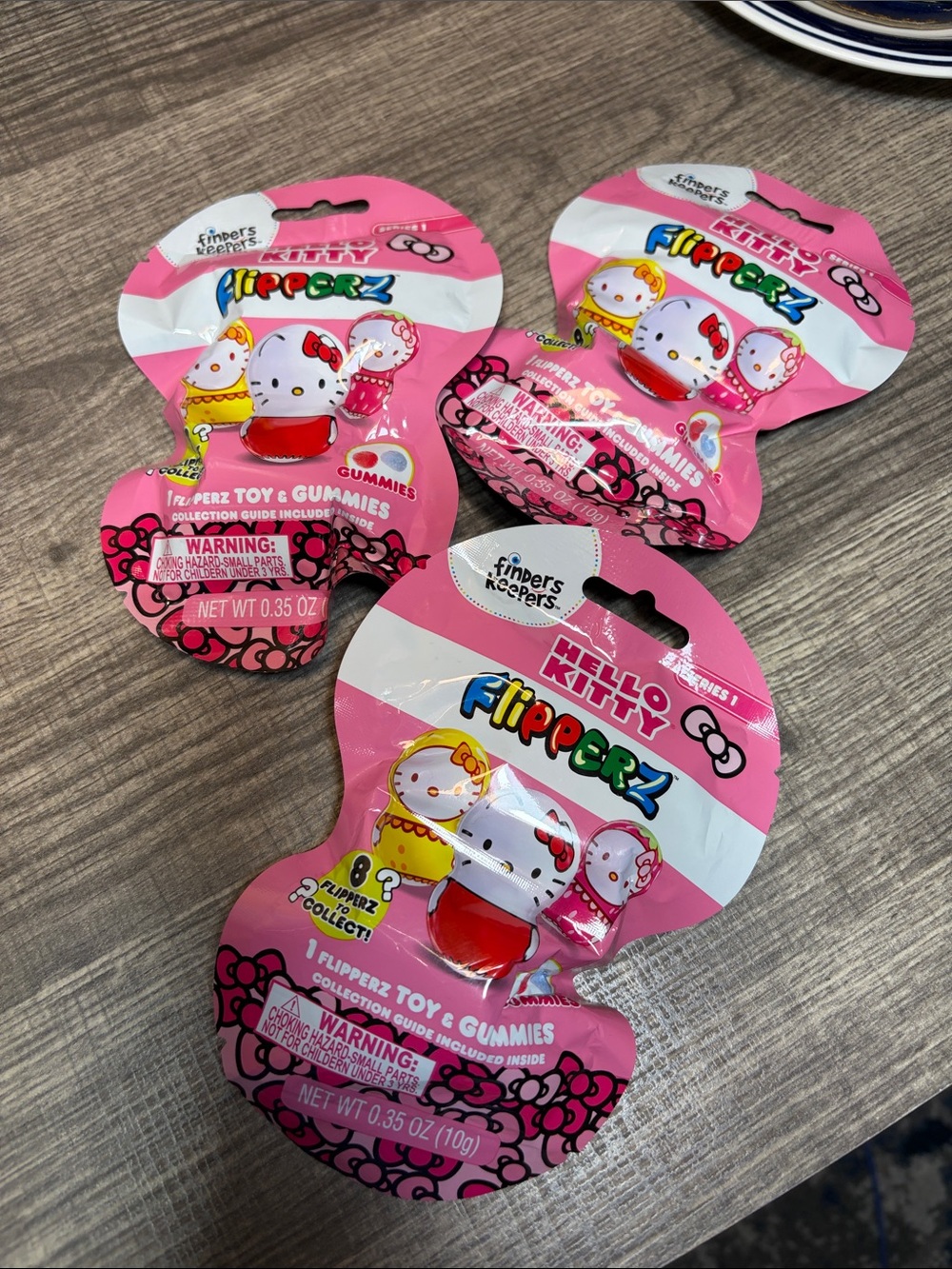 🔥5 for $25🔥Hello Kitty Flipperz Blind Bag Pack